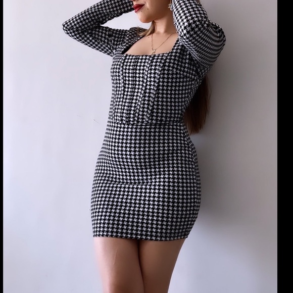 Houndstooth dress - Picture 2 of 2